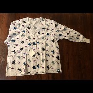 Nurse scrub jacket size